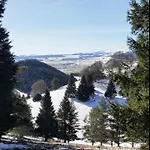 La Terrasse Des Volcans Saint-Genès-Champanelle