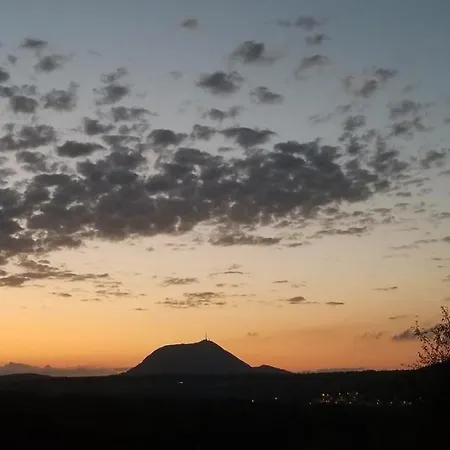 La Terrasse Des Volcans Appartement Saint-Genès-Champanelle