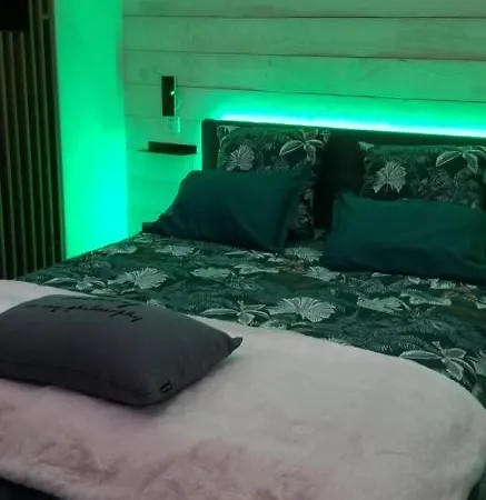 La Terrasse Des Volcans Saint-Genes-Champanelle