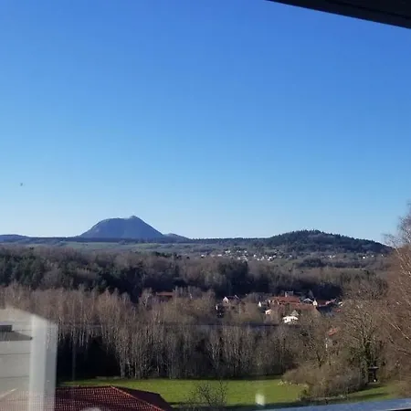 La Terrasse Des Volcans Appartement Saint-Genès-Champanelle